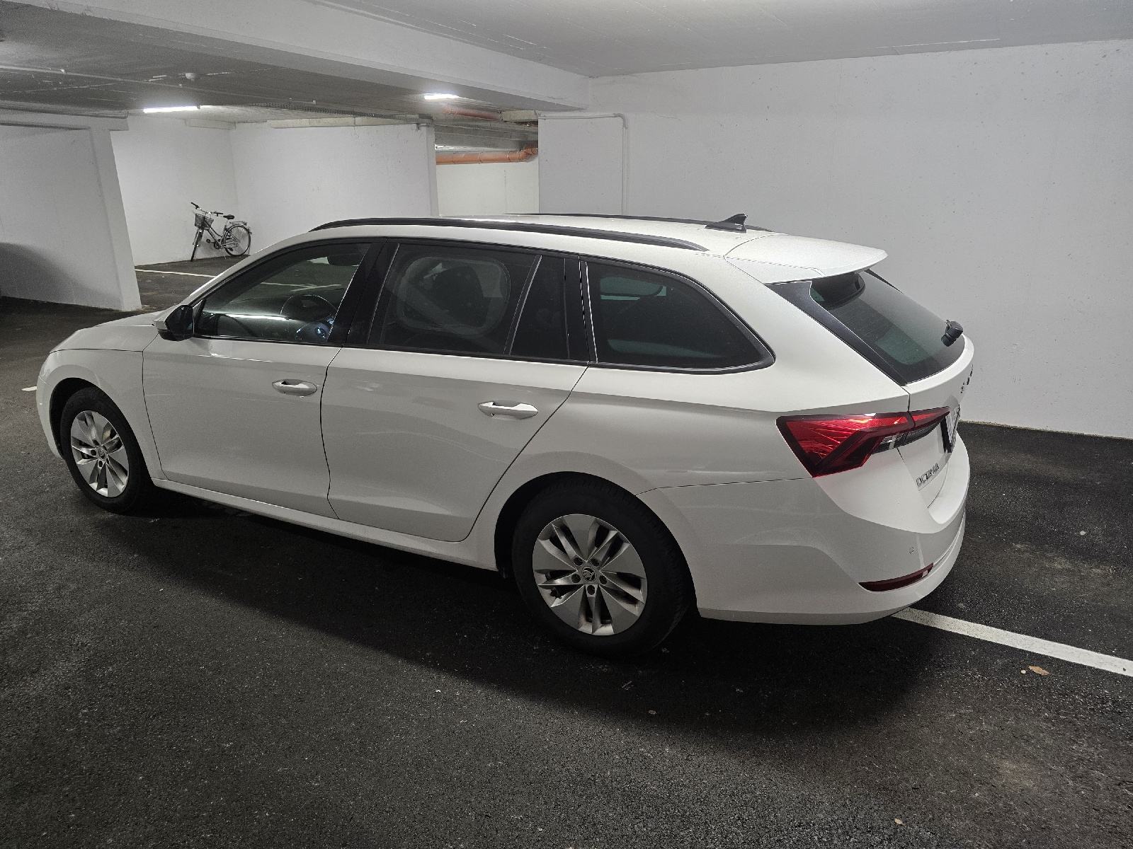 Škoda Octavia Combi 2,0 TDI DSG 150KS, fotografija 5
