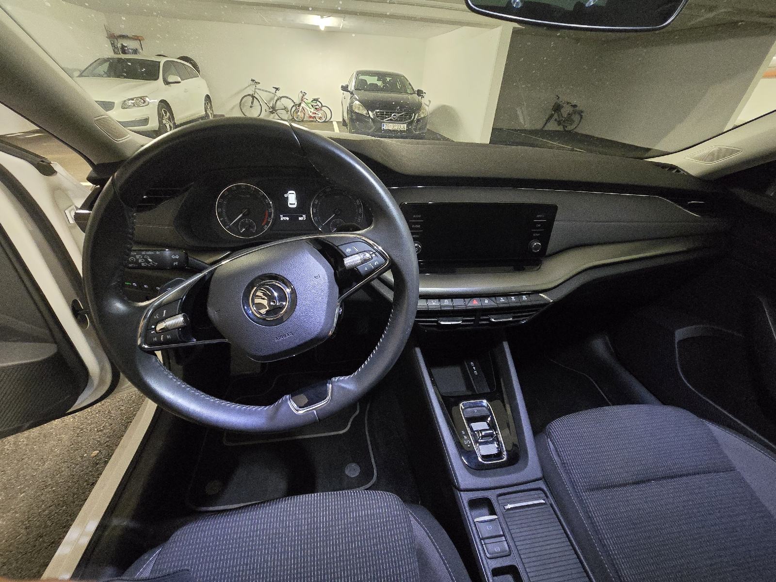 Škoda Octavia Combi 2,0 TDI DSG 150KS, fotografija 8