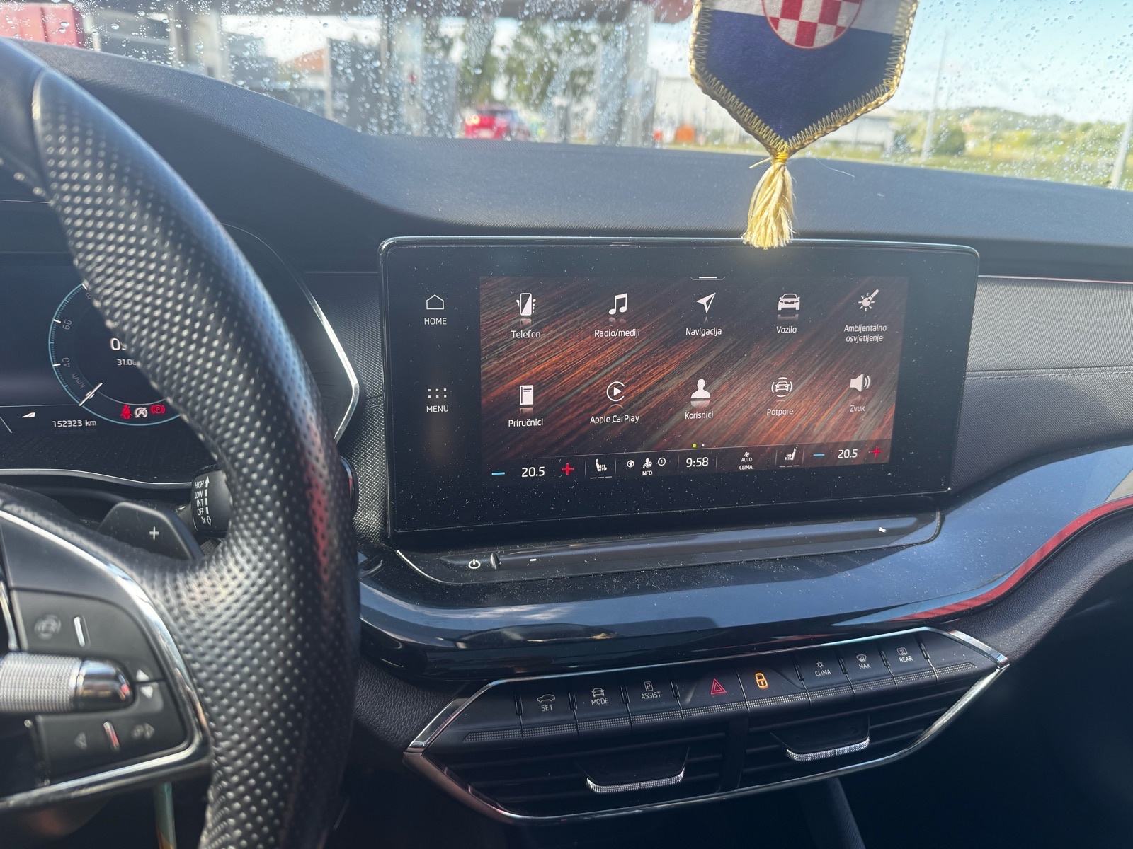 Škoda Octavia Combi 2,0 TDI automatik, fotografija 8
