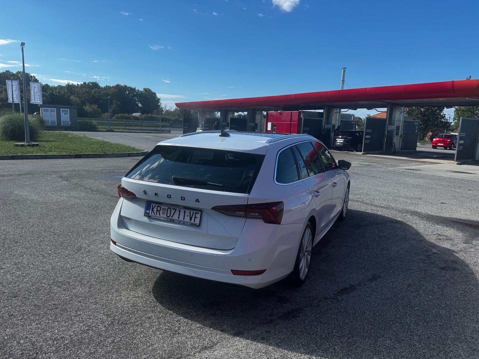 Škoda Octavia Combi 2,0 TDI automatik, fotografija 9