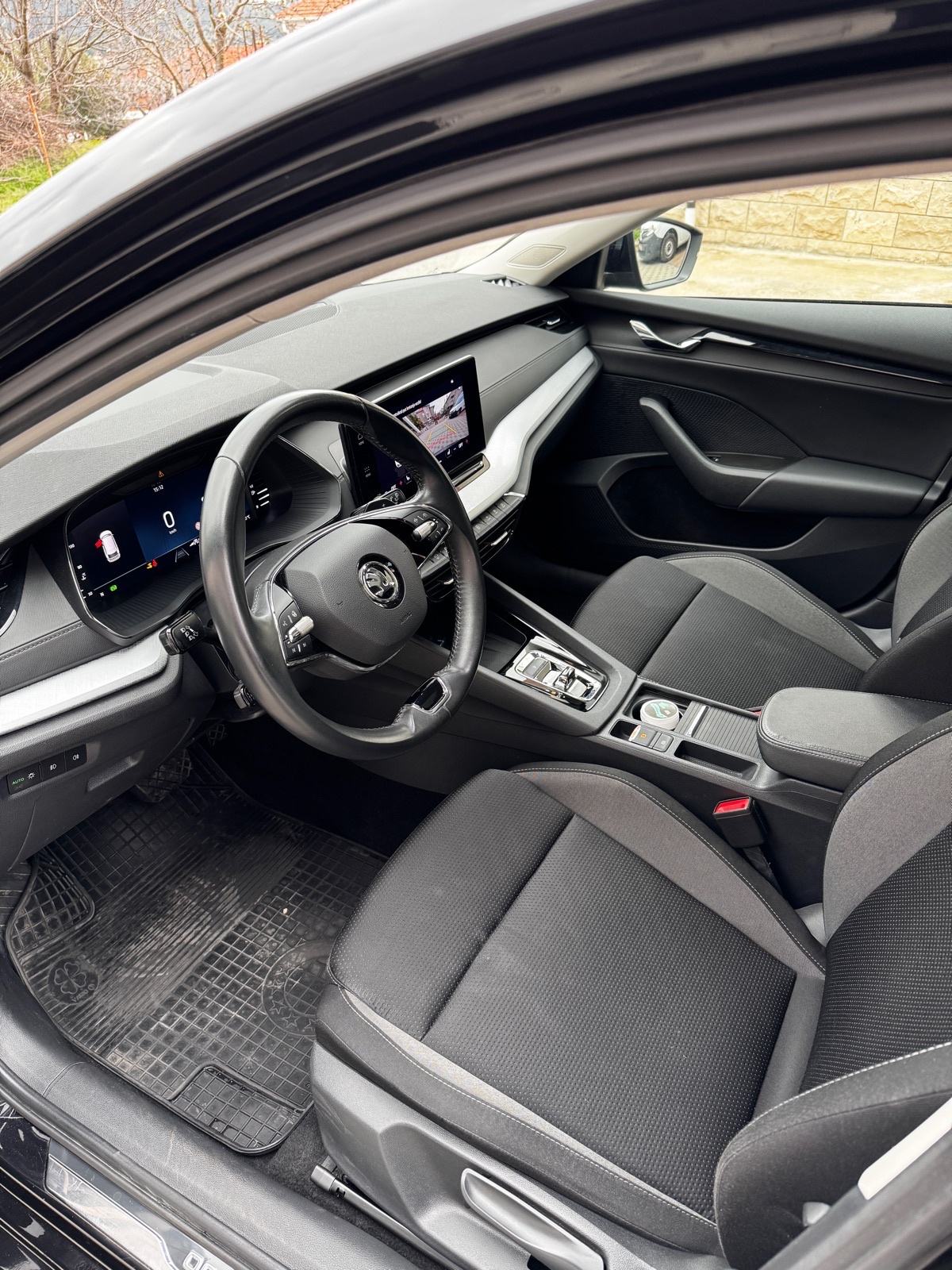 Škoda Octavia Combi 2,0 TDI automatik, fotografija 6