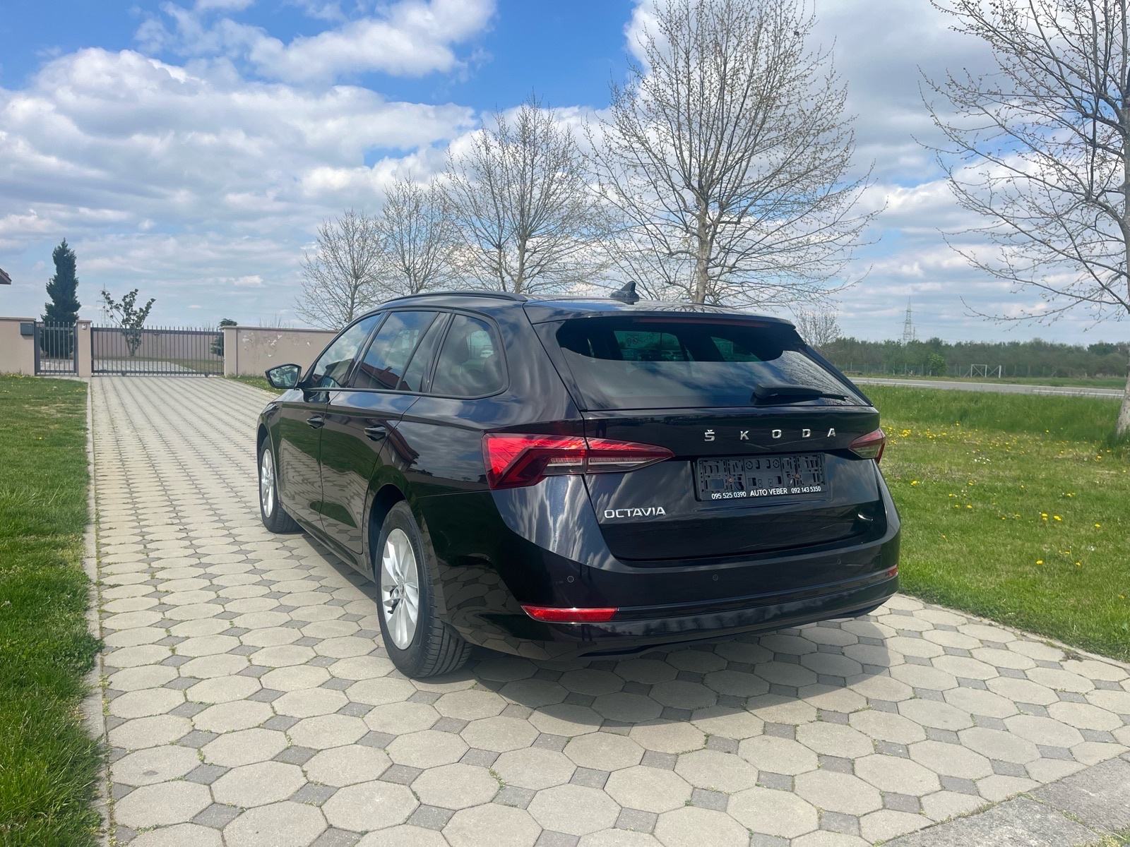 Škoda Octavia Combi 2,0 TDI automatik, fotografija 4