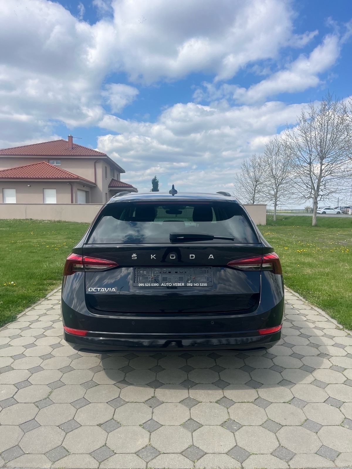 Škoda Octavia Combi 2,0 TDI automatik, fotografija 5