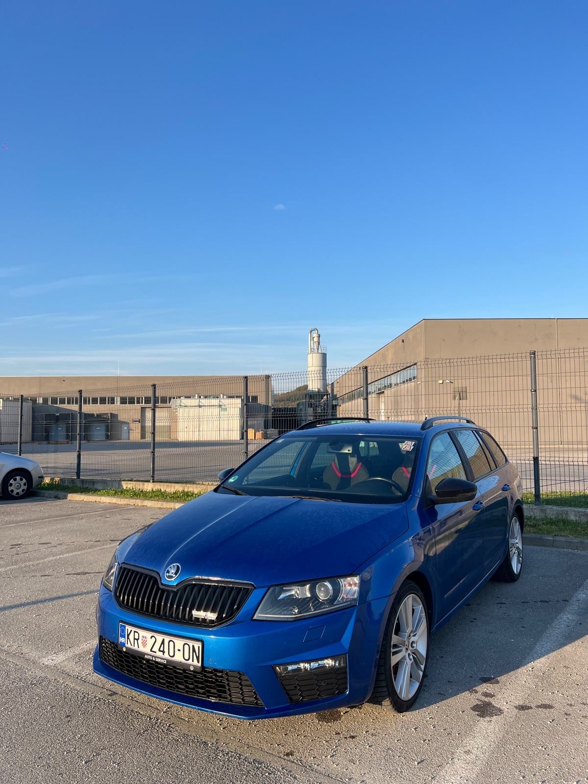 Škoda Octavia Combi 2,0 TDI VRS automatik, fotografija 6
