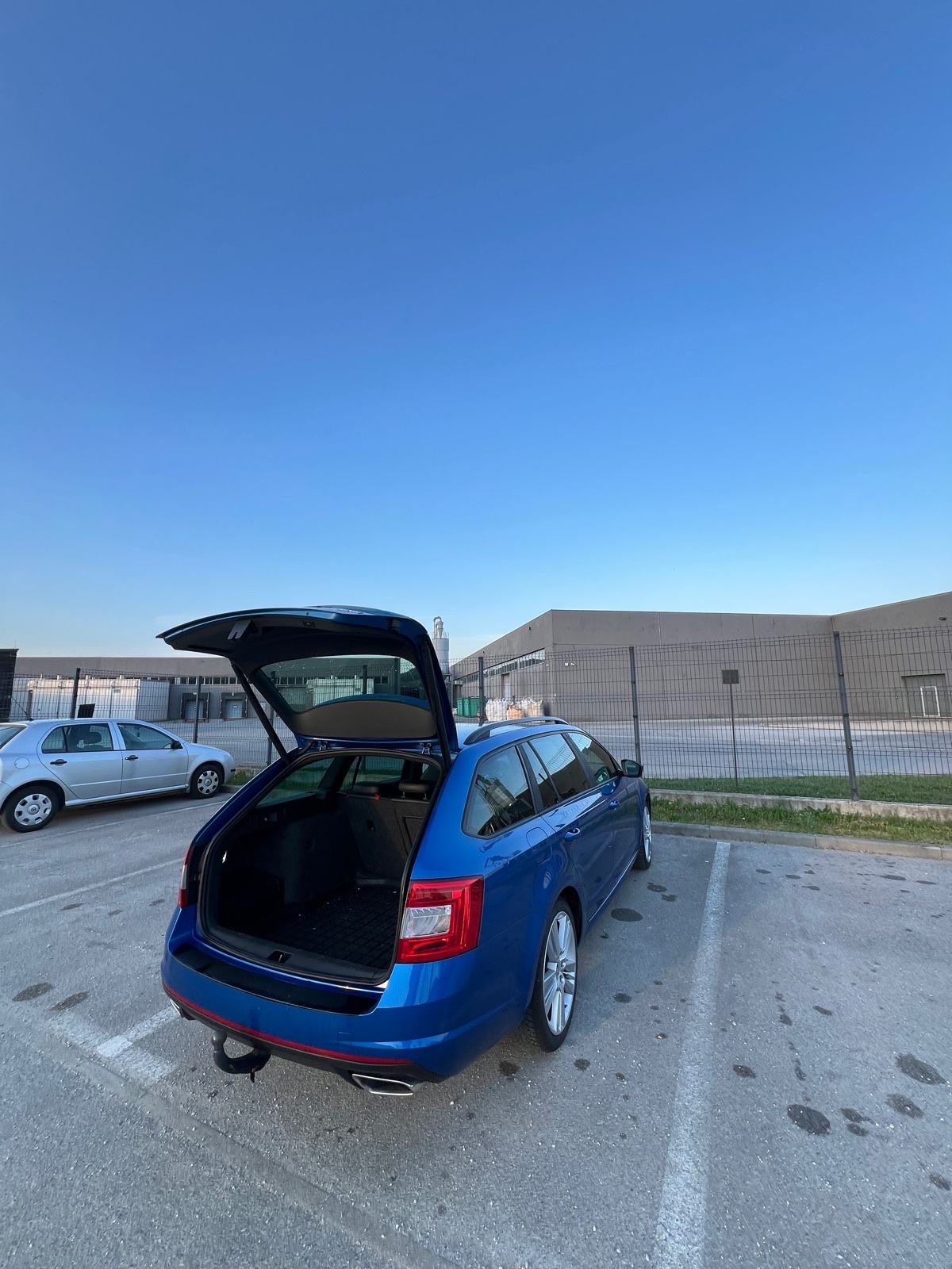 Škoda Octavia Combi 2,0 TDI VRS automatik, fotografija 15