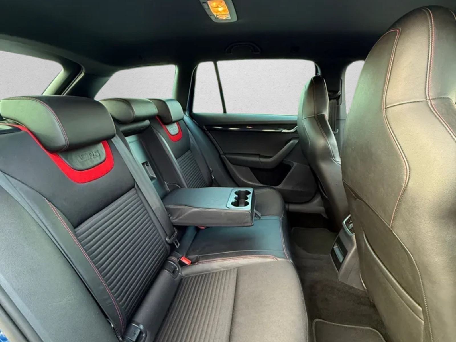 Škoda Octavia Combi 2,0 TDI VRS automatik, fotografija 20