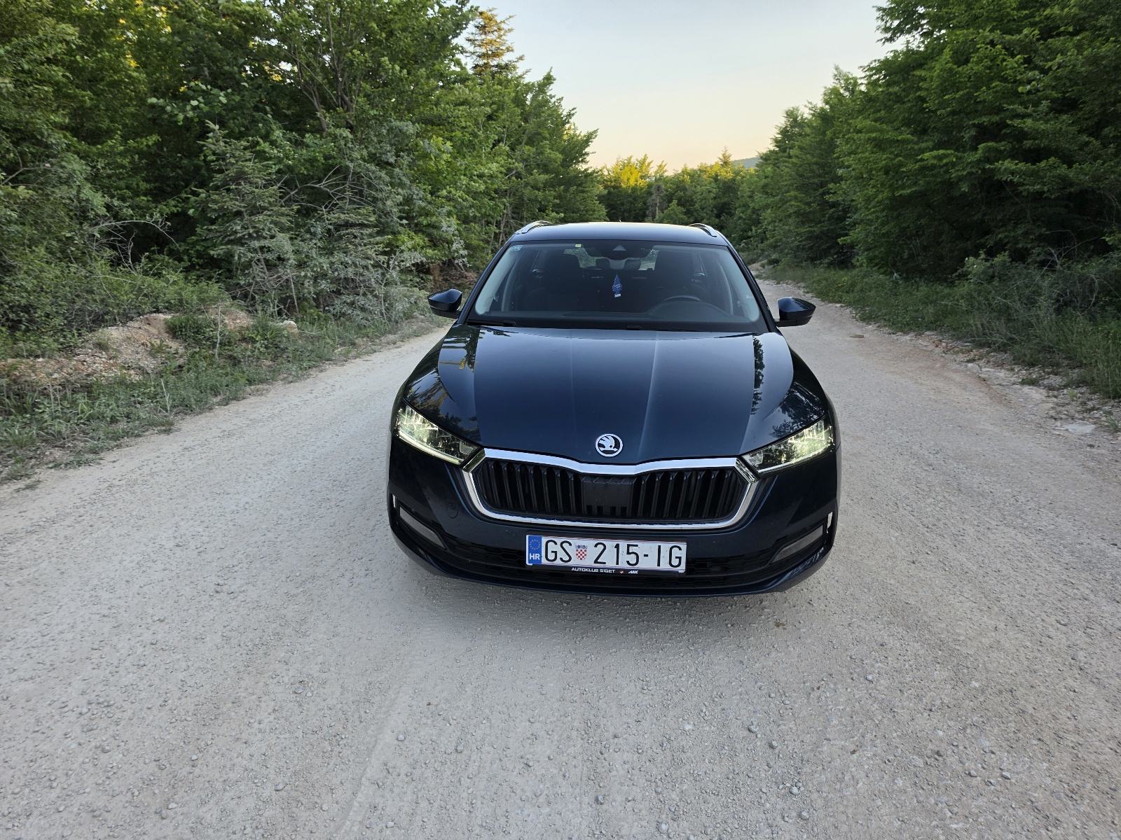 Škoda Octavia Combi 2,0 TDI automatik, fotografija 3