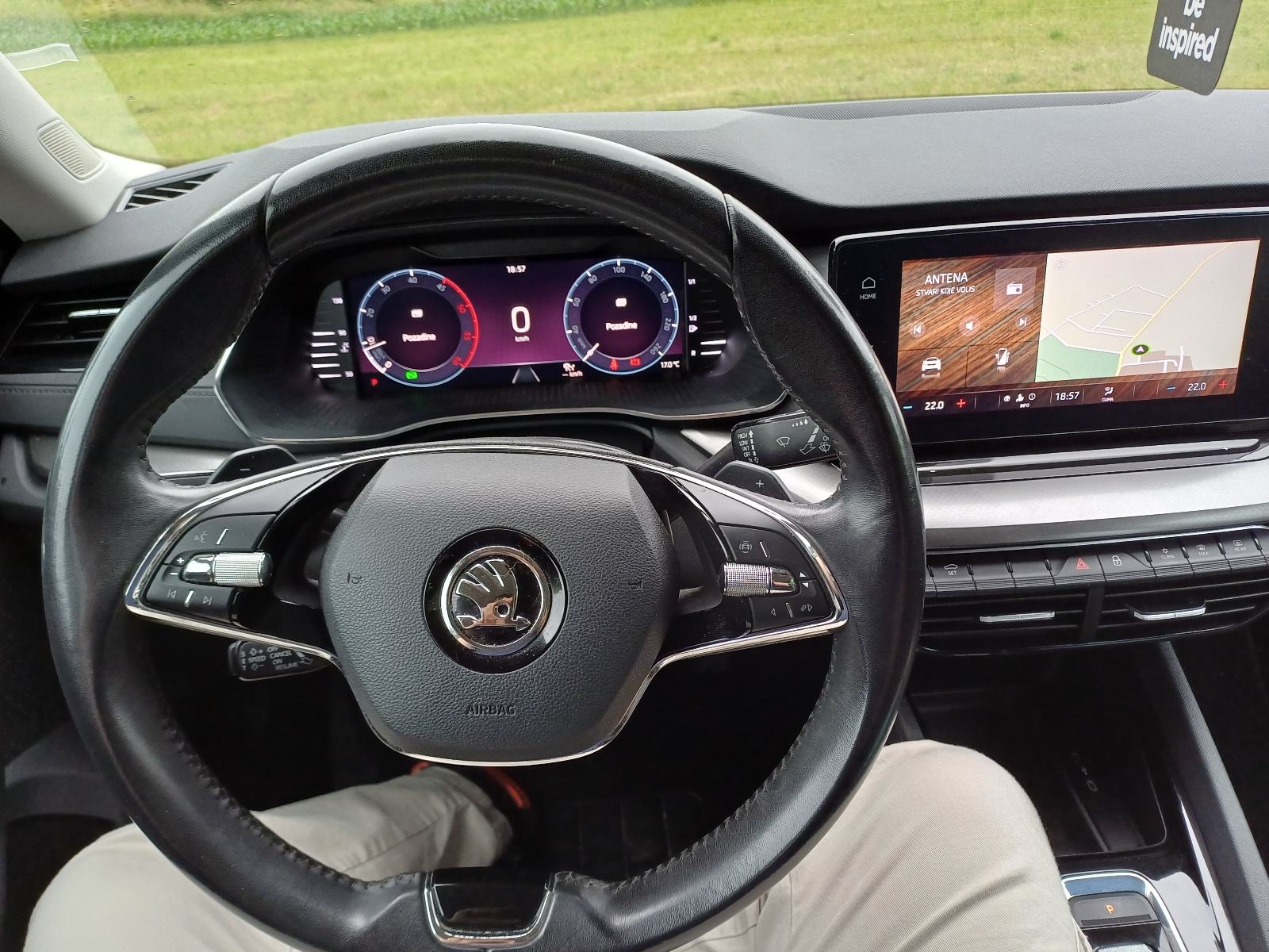 Škoda Octavia Combi 2,0 TDI automatik, fotografija 3