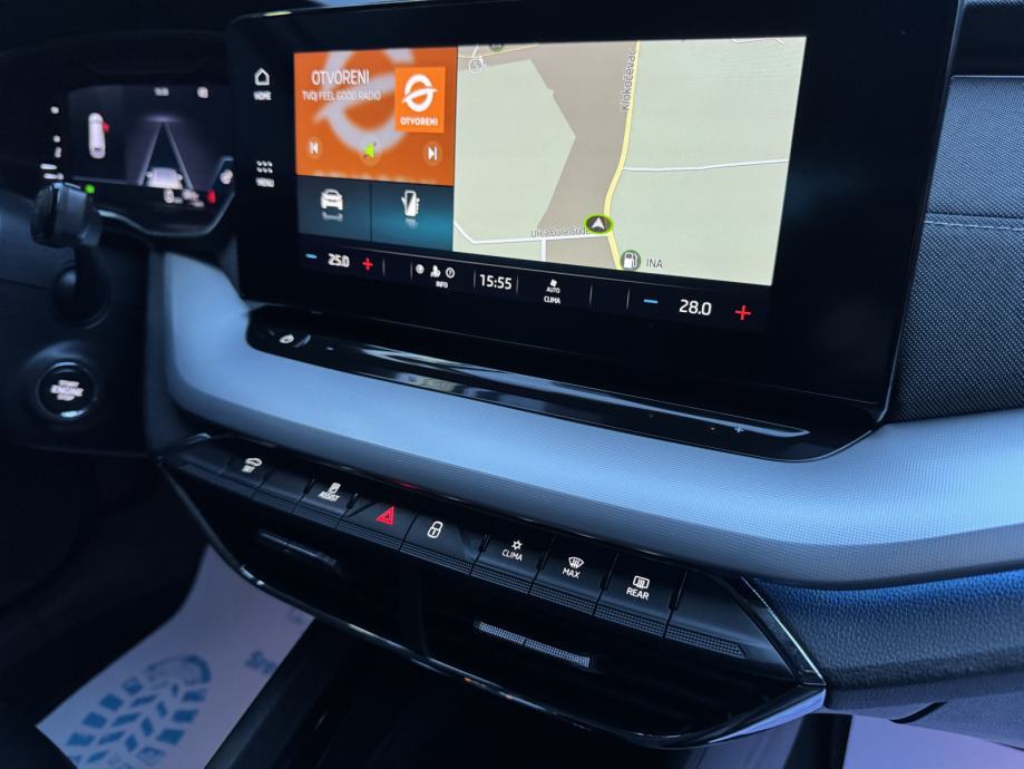 Škoda Octavia Combi 2,0 TDI 110kw DSG ⭐ Virtual Cockpit, LED, Kamera⭐, fotografija 15