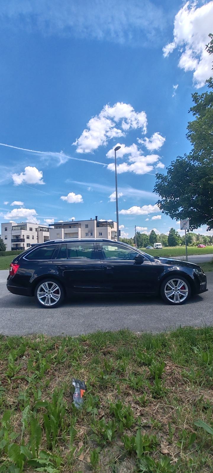 Škoda Octavia Combi 2,0 TDI automatik, fotografija 3