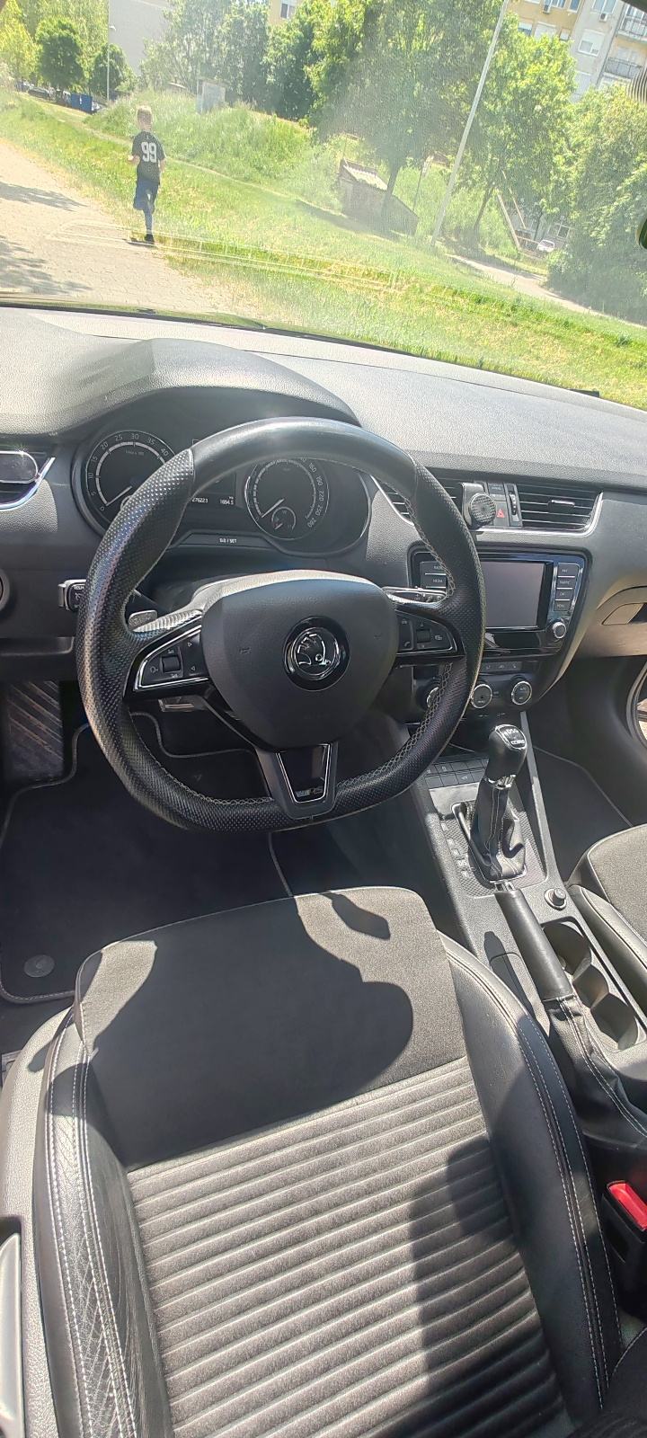 Škoda Octavia Combi 2,0 TDI automatik, fotografija 10