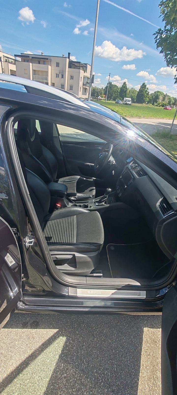 Škoda Octavia Combi 2,0 TDI automatik, fotografija 13