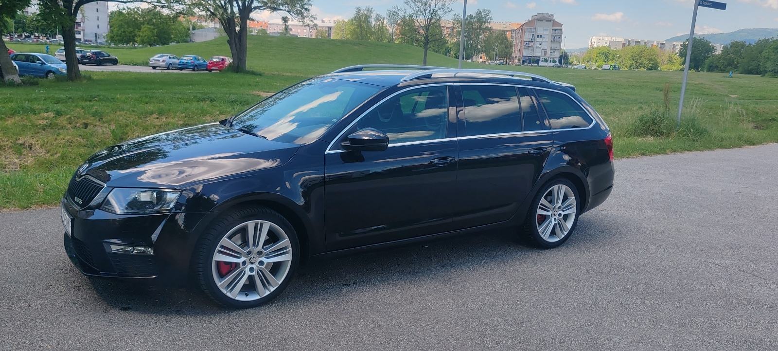 Škoda Octavia Combi 2,0 TDI automatik, fotografija 15