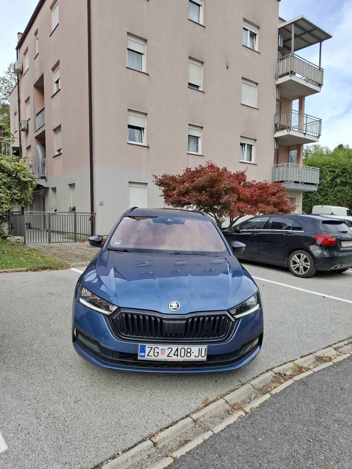 Škoda Octavia Combi 2,0 TDI automatik, fotografija 3