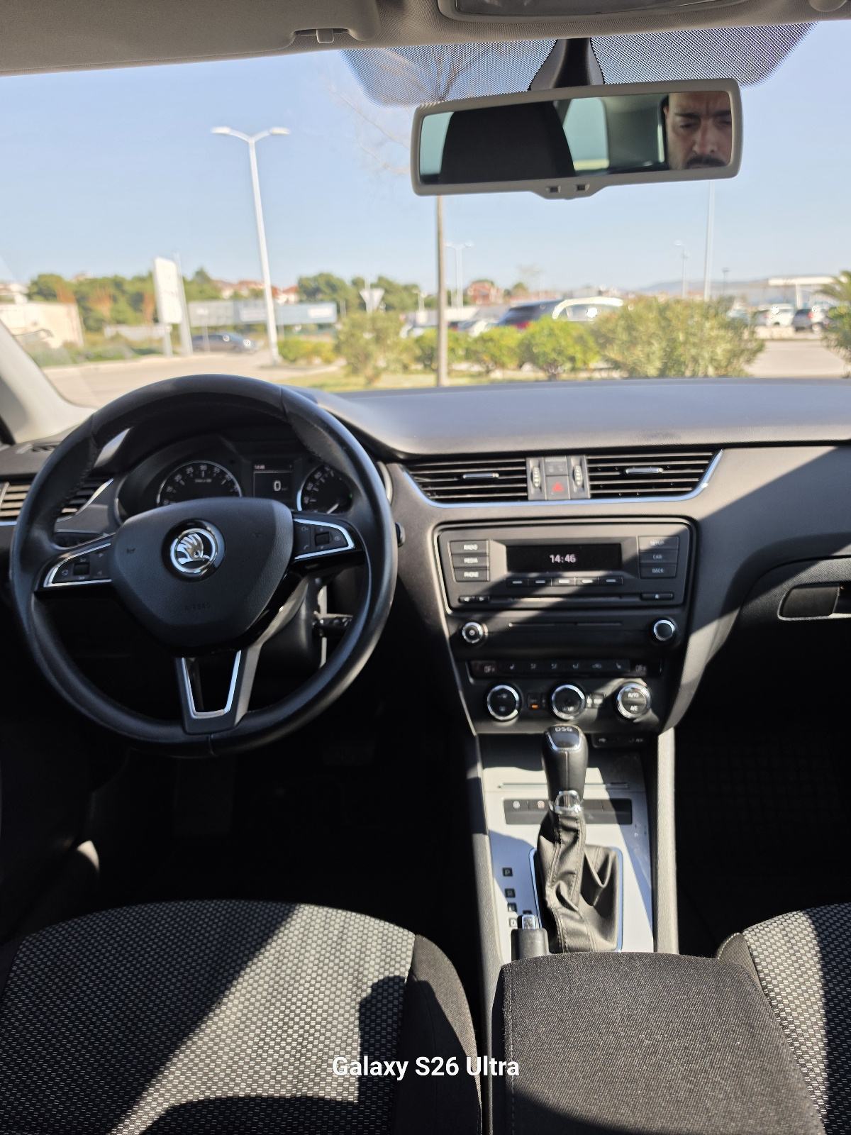 Škoda Octavia Combi 2,0 TDI automatik, fotografija 5