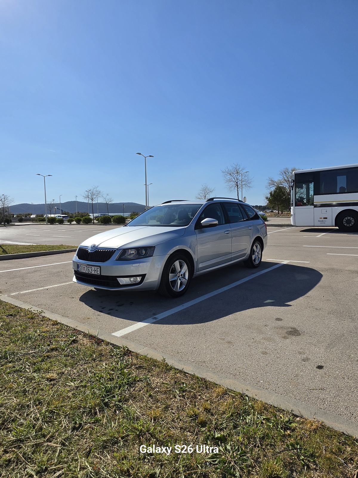 Škoda Octavia Combi 2,0 TDI automatik, fotografija 3