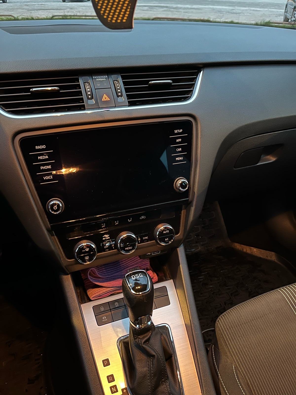 Škoda Octavia Combi 2,0 TDI automatik, fotografija 9