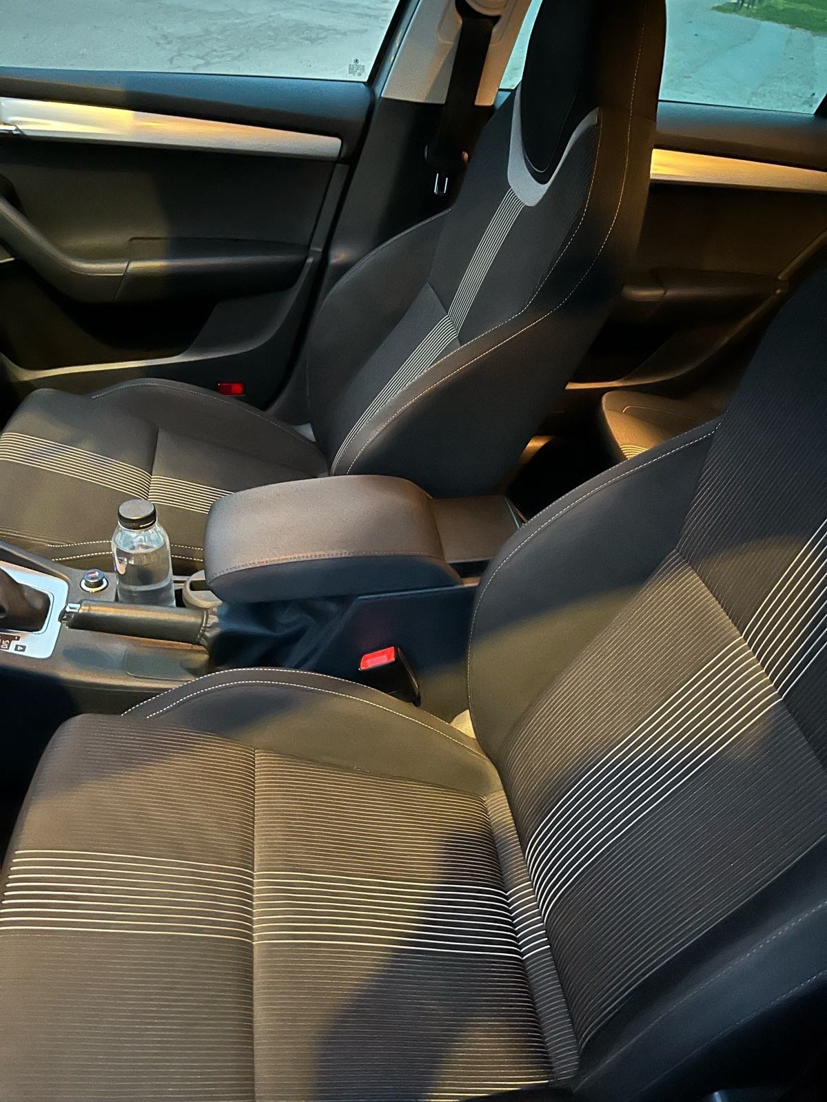 Škoda Octavia Combi 2,0 TDI automatik, fotografija 16