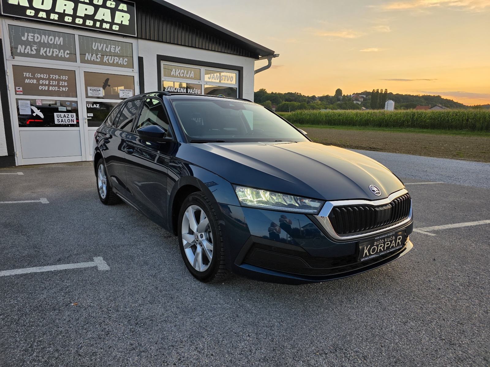 Škoda Octavia Combi 2,0 TDI automatik,110kw,FRONT ASSIST,NAVI,TEMP, fotografija 3