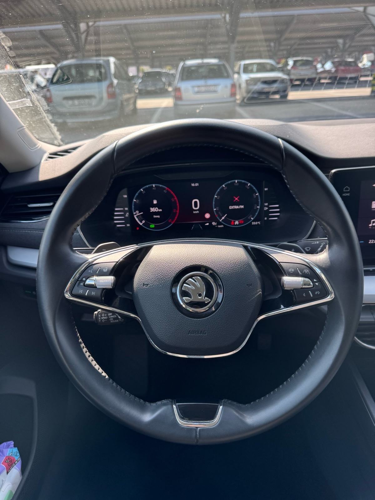 Škoda Octavia Combi 2.0 TDI DSG+F1+MATRIX+ACC+KAMERA+MASAZA, fotografija 15