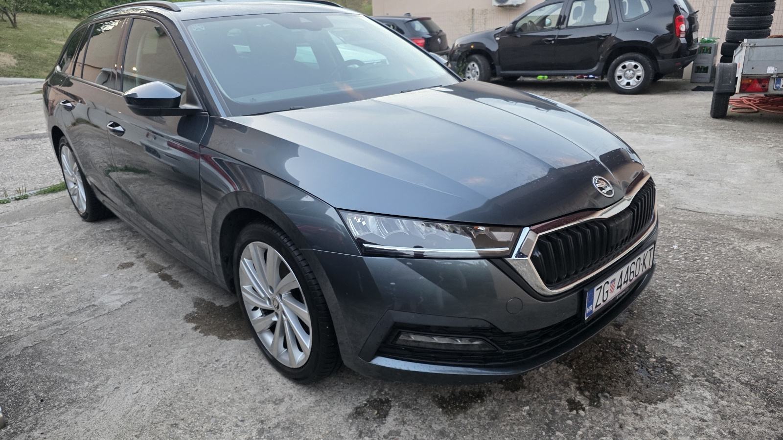 Škoda Octavia2,0 TDI dsg Executive oprema top stanje u pdv, fotografija 3