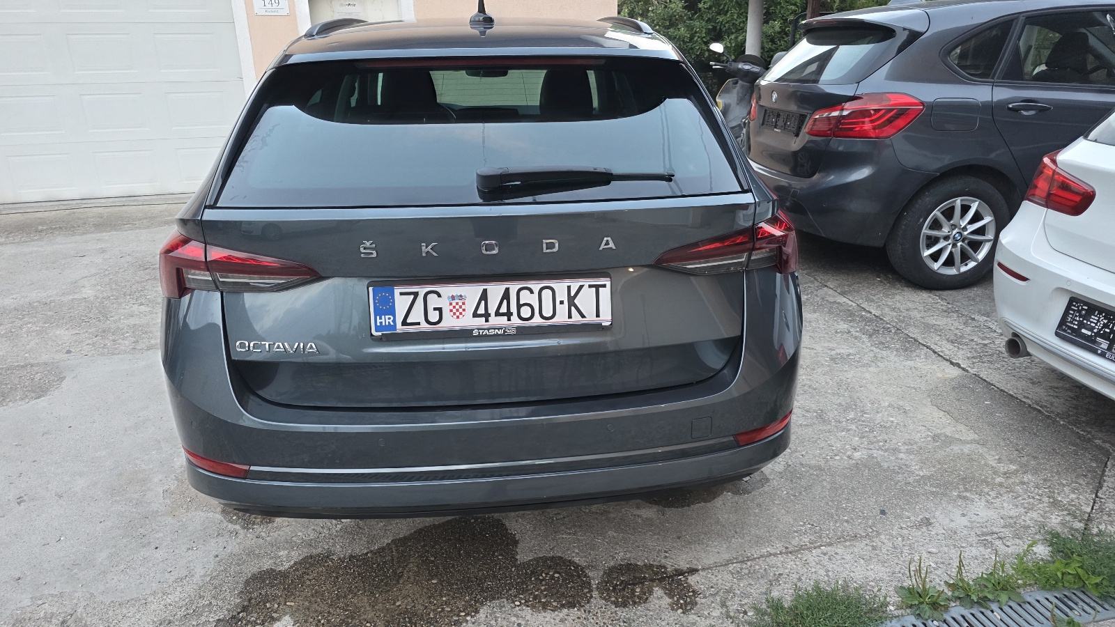 Škoda Octavia2,0 TDI dsg Executive oprema top stanje u pdv, fotografija 19