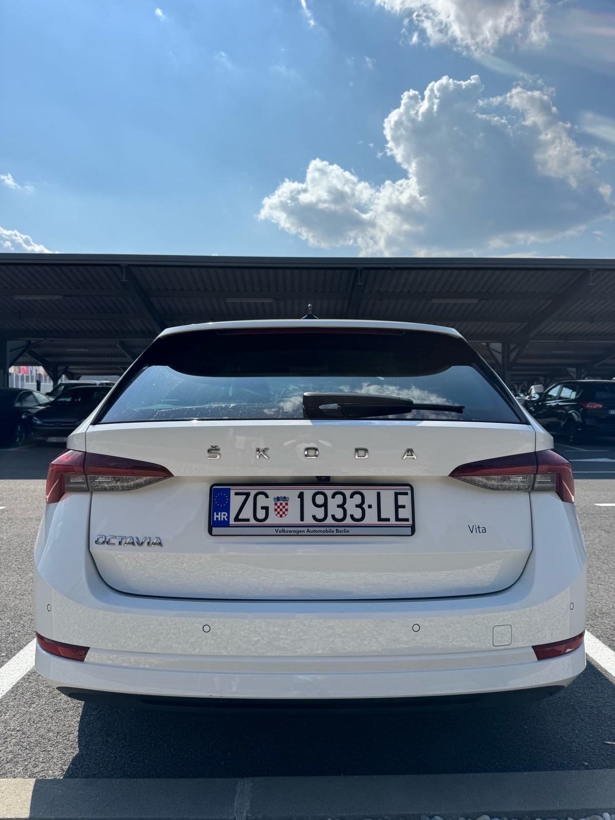 Škoda Octavia Combi 2.0 TDI DSG+F1+MATRIX+ACC+KAMERA+MASAZA, fotografija 5