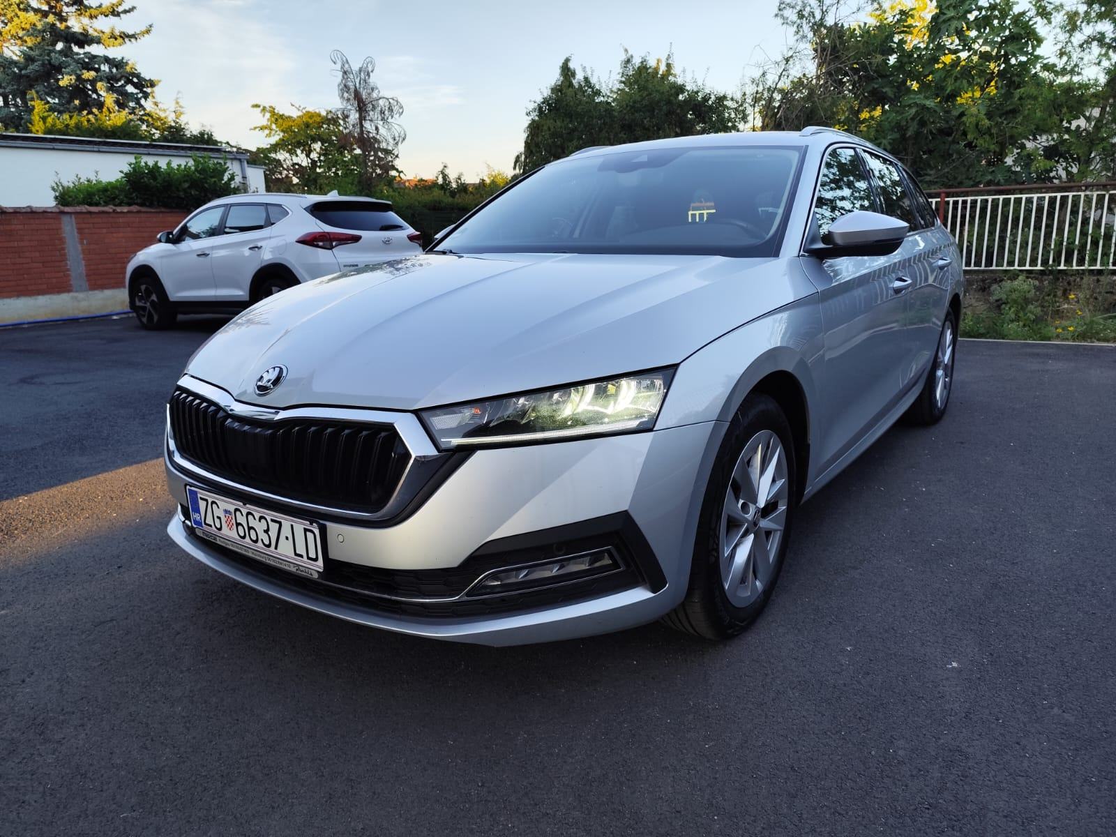 Škoda Octavia Combi 2,0 TDI DSG 2023g **STYLE*VIRTUAL*LED*TOP STANJE**, fotografija 5