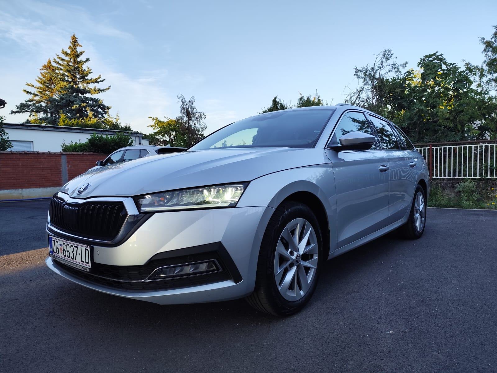 Škoda Octavia Combi 2,0 TDI DSG 2023g **STYLE*VIRTUAL*LED*TOP STANJE**, fotografija 4
