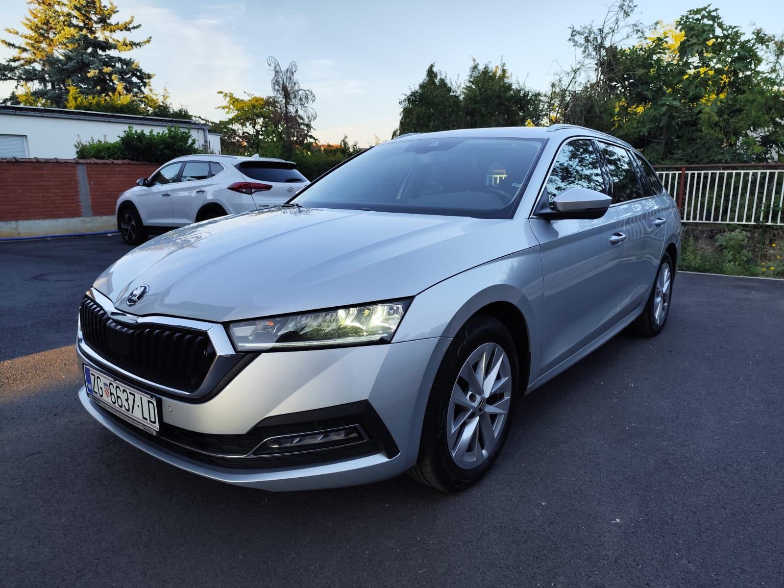 Škoda Octavia Combi 2,0 TDI DSG 2023g **STYLE*VIRTUAL*LED*TOP STANJE**, fotografija 6