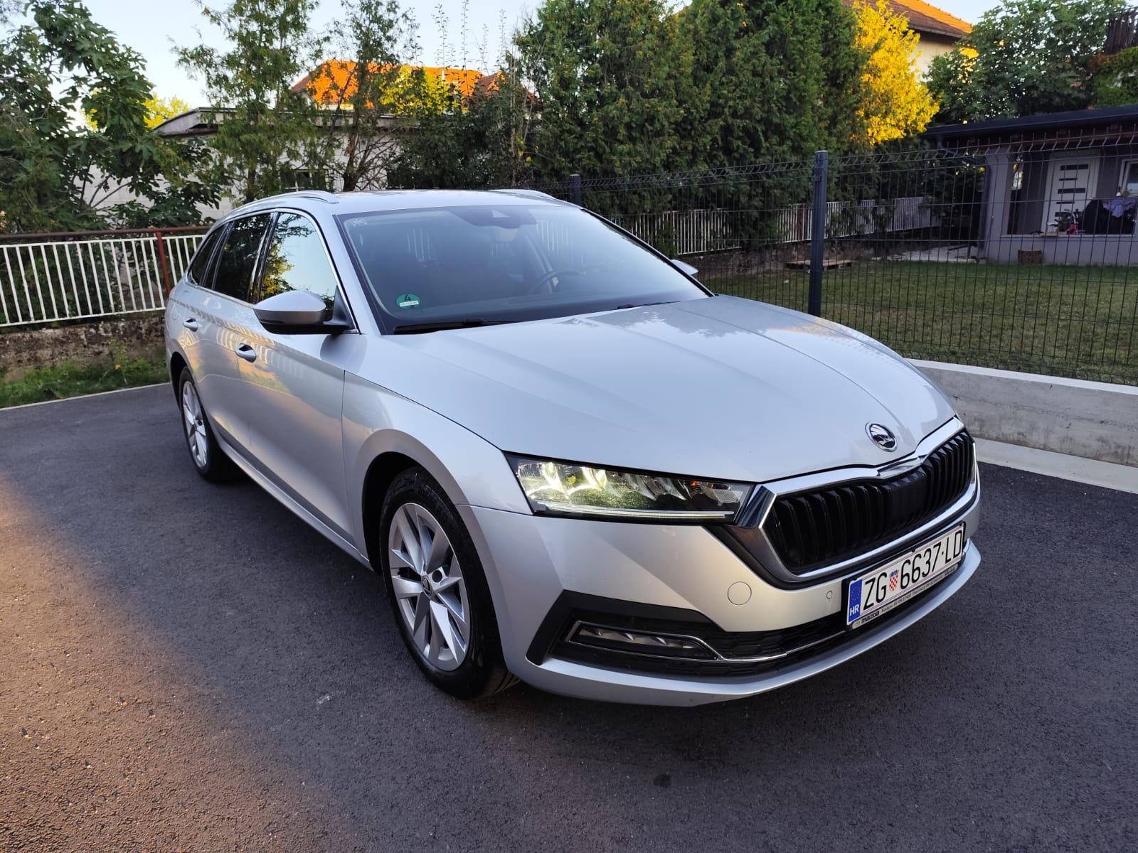 Škoda Octavia Combi 2,0 TDI DSG 2023g **STYLE*VIRTUAL*LED*TOP STANJE**, fotografija 3
