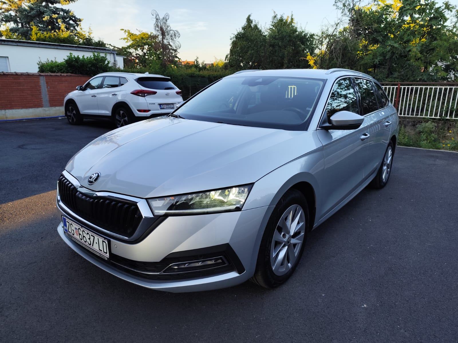 Škoda Octavia Combi 2,0 TDI DSG 2023g **STYLE*VIRTUAL*LED*TOP STANJE**, fotografija 7