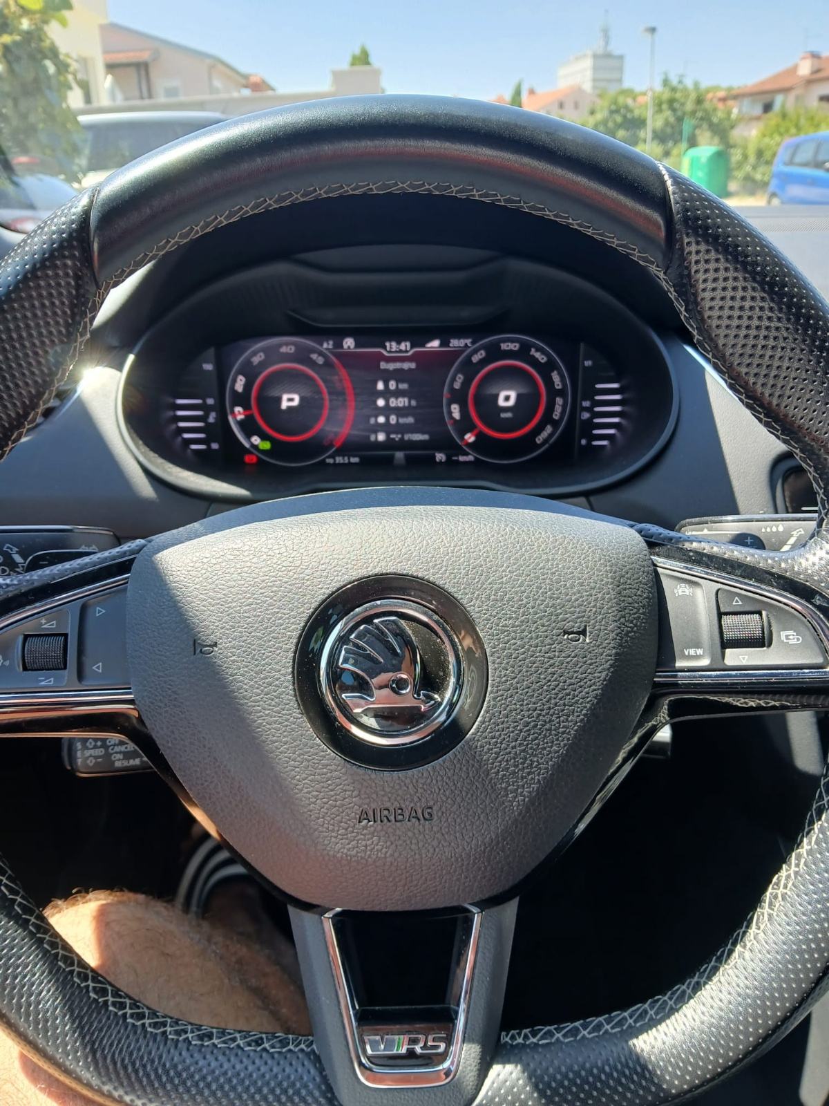 Škoda Octavia Combi 2,0 TDI automatik, fotografija 5