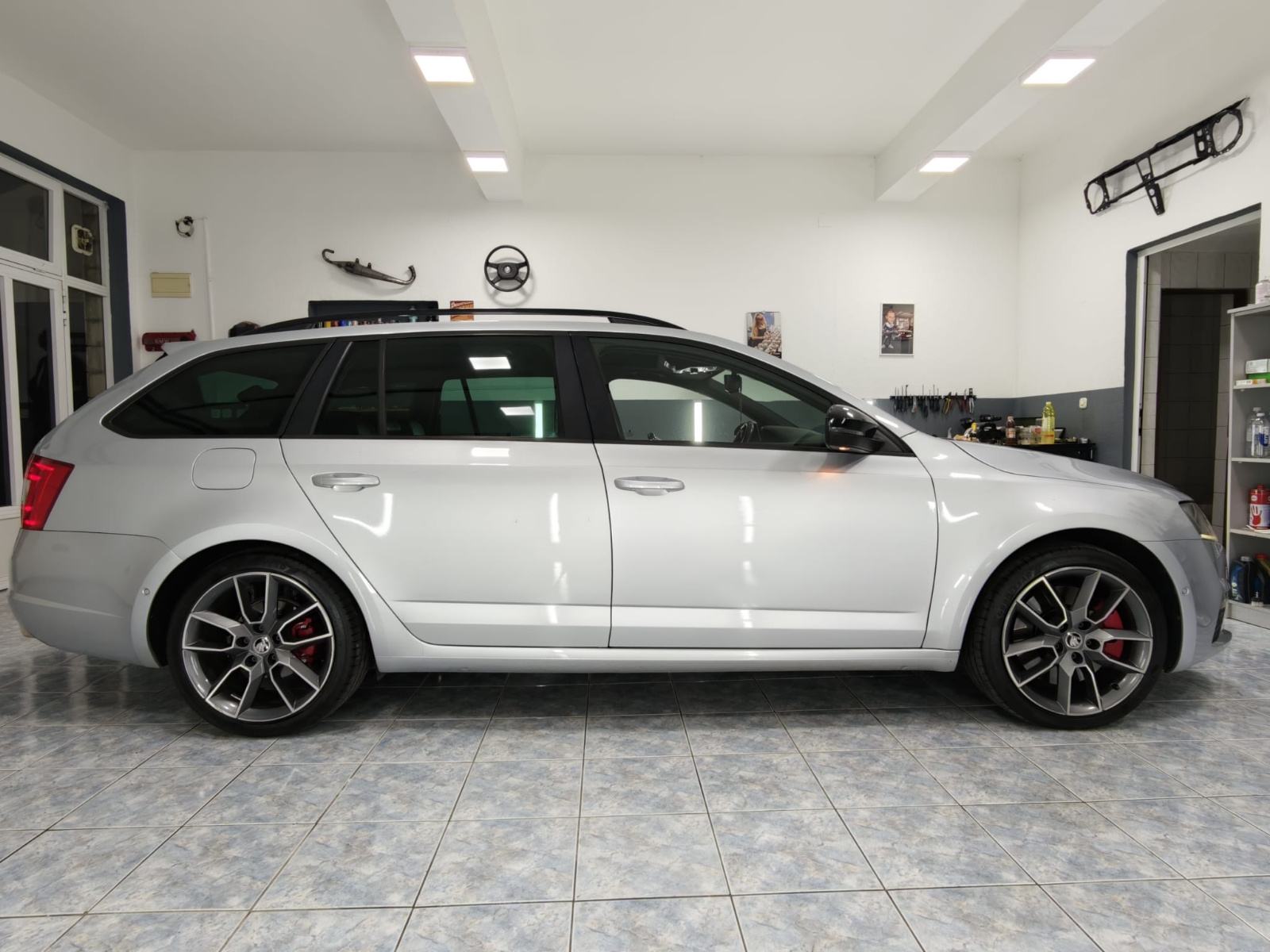 Škoda Octavia RS Combi 2,0 TDI automatik, fotografija 6