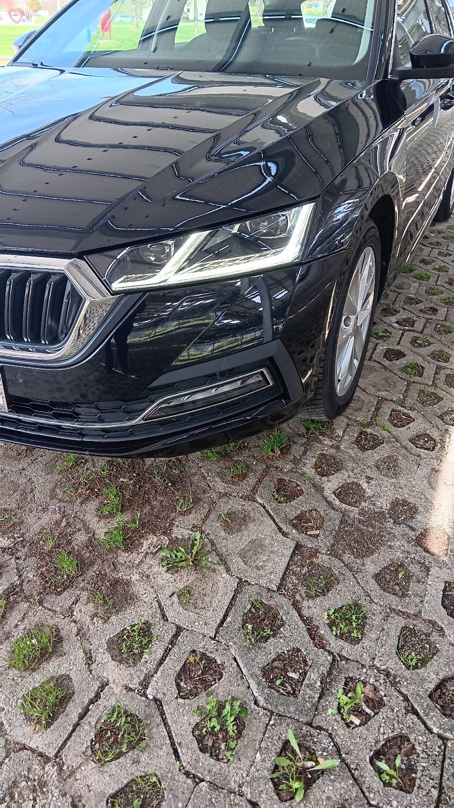 Škoda Octavia Combi 2,0 TDI automatik, fotografija 2