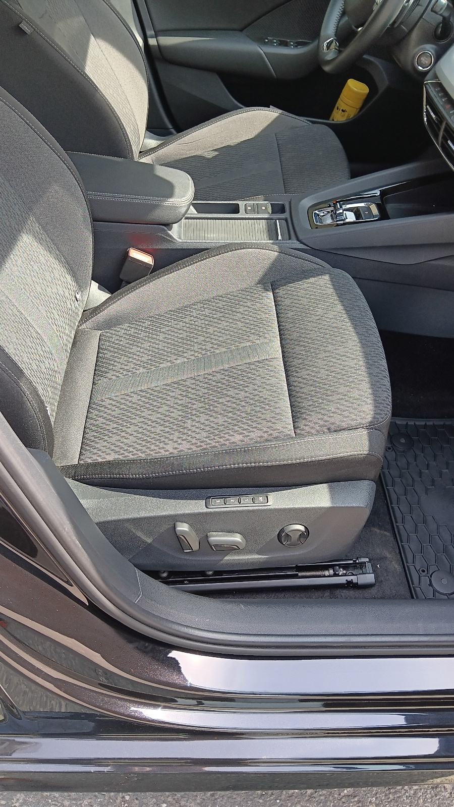 Škoda Octavia Combi 2,0 TDI automatik, fotografija 11