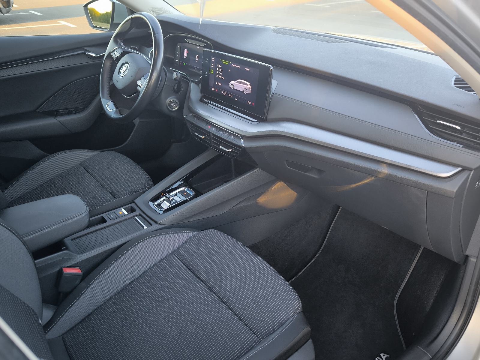 Škoda Octavia Combi 2,0 TDI automatik, fotografija 12