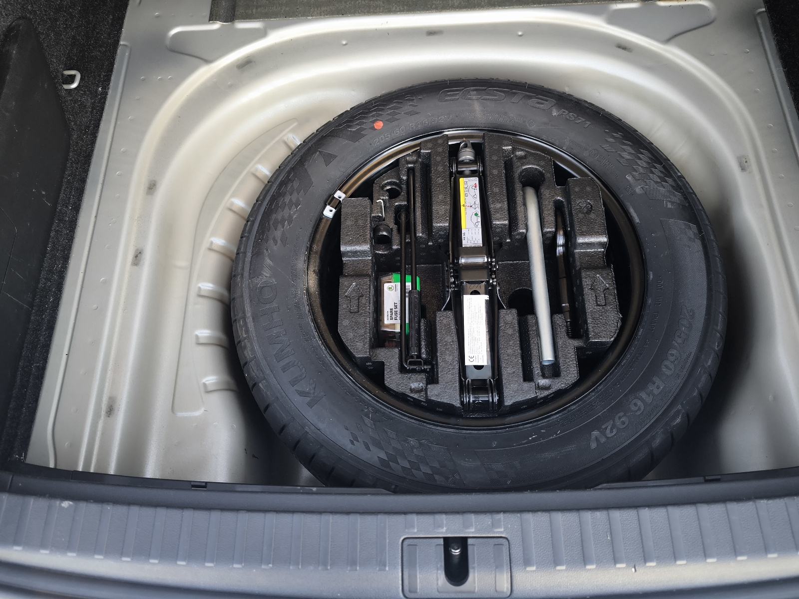 Škoda Octavia Combi 2,0 TDI automatik, fotografija 17