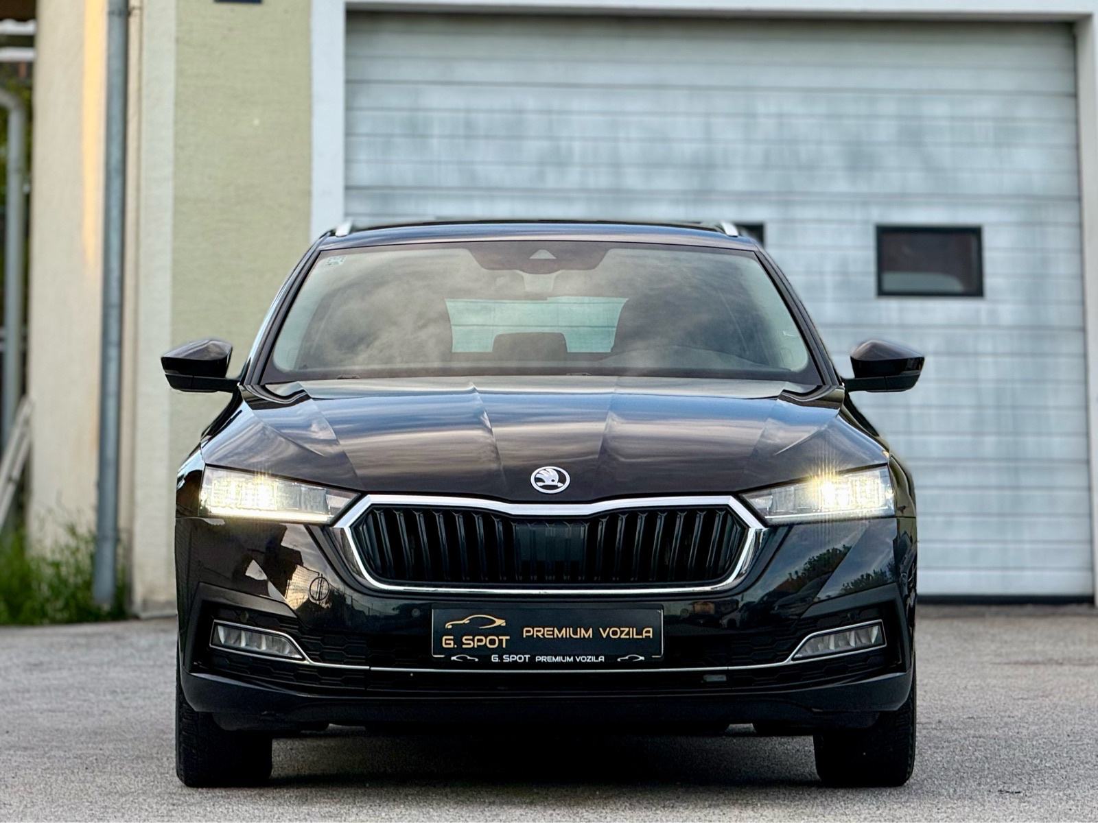 Škoda Octavia Combi 2,0 TDI *AUTOMATIK*VIRTUAL*NAVI*RADARI*VEL.SERVIS, fotografija 6