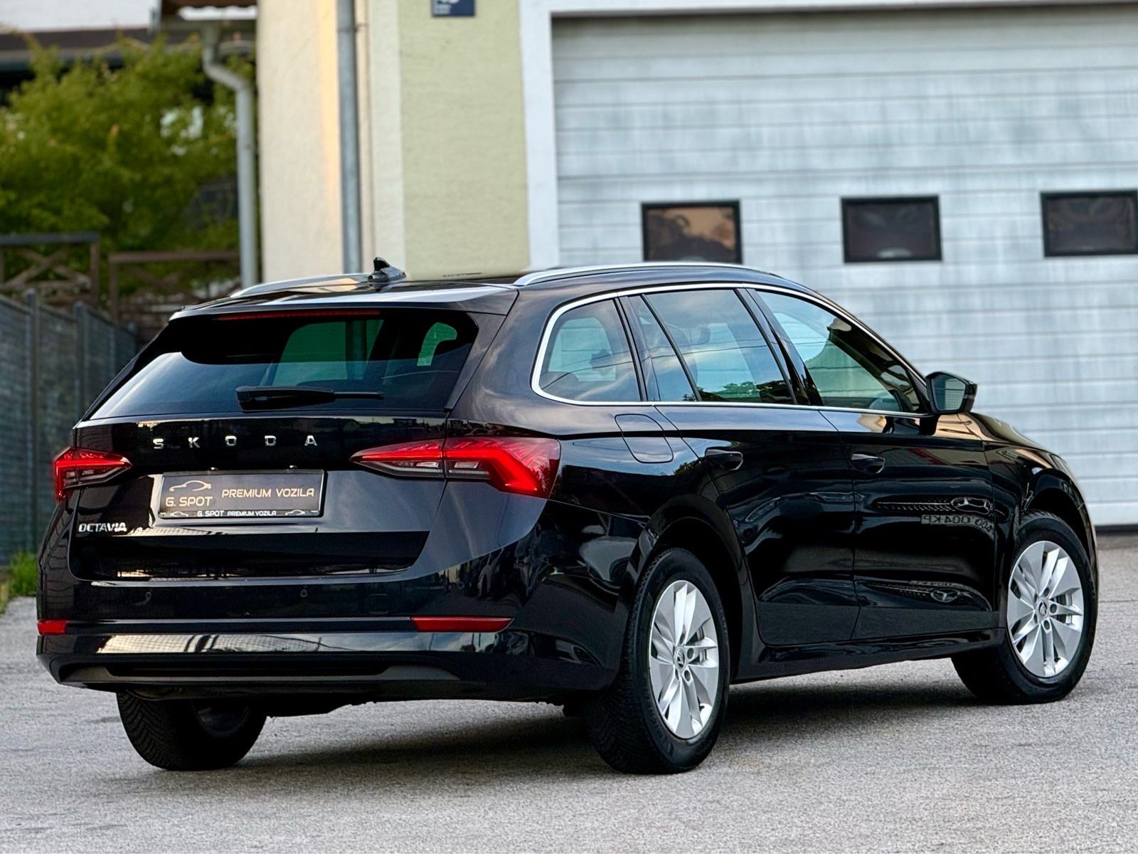 Škoda Octavia Combi 2,0 TDI *AUTOMATIK*VIRTUAL*NAVI*RADARI*VEL.SERVIS, fotografija 5