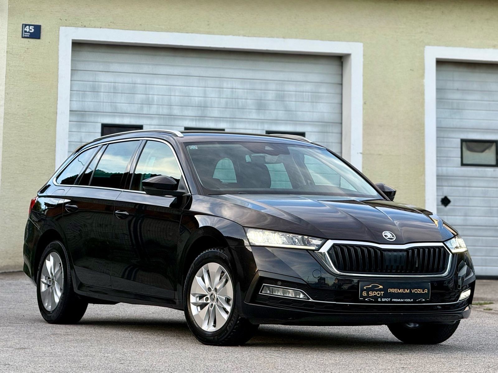 Škoda Octavia Combi 2,0 TDI *AUTOMATIK*VIRTUAL*NAVI*RADARI*VEL.SERVIS, fotografija 3