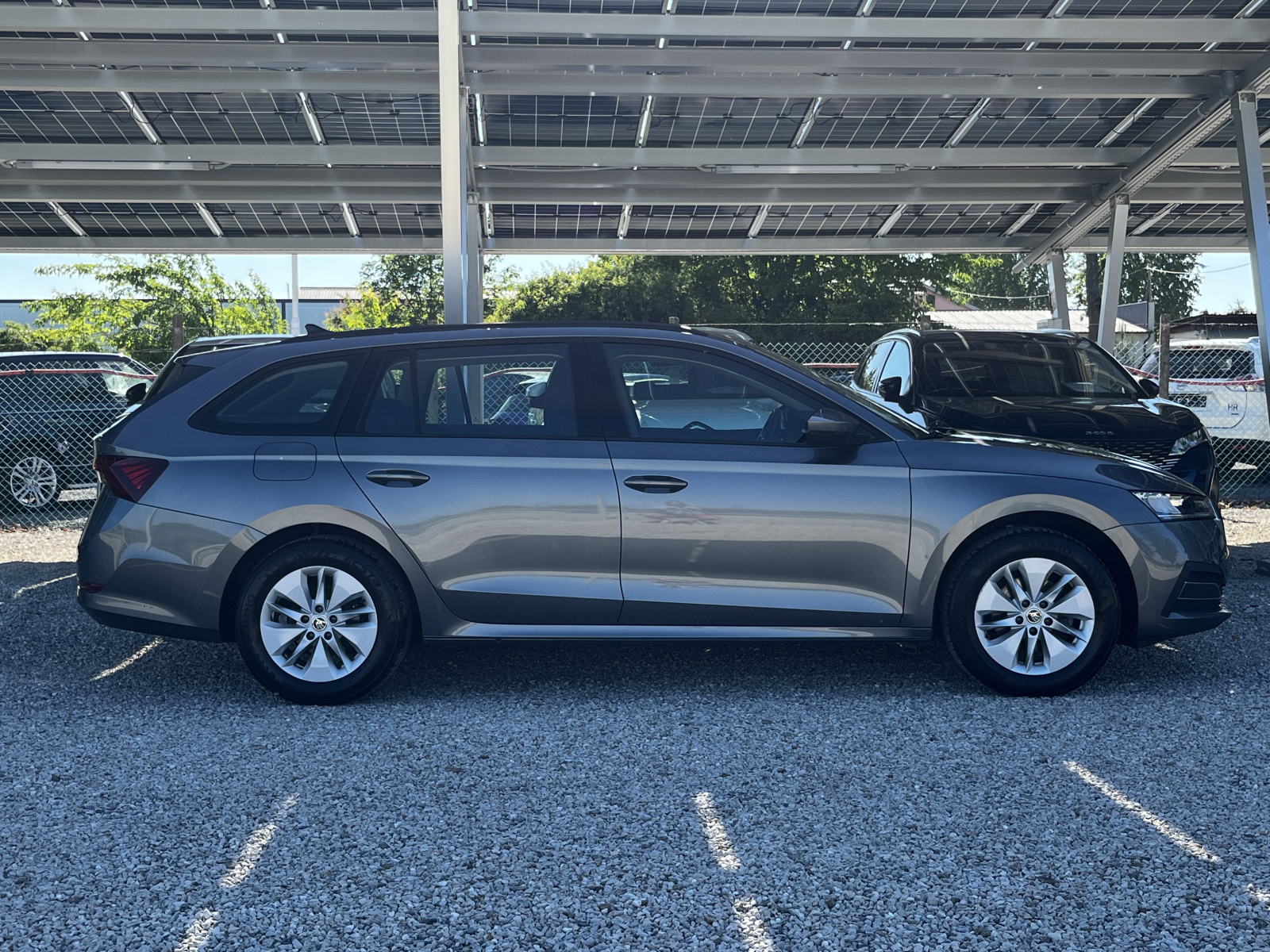 Škoda Octavia Combi 2,0 TDI AMBITION, LEASING BEZ UČEŠĆA I BEZ JAMCA, fotografija 4