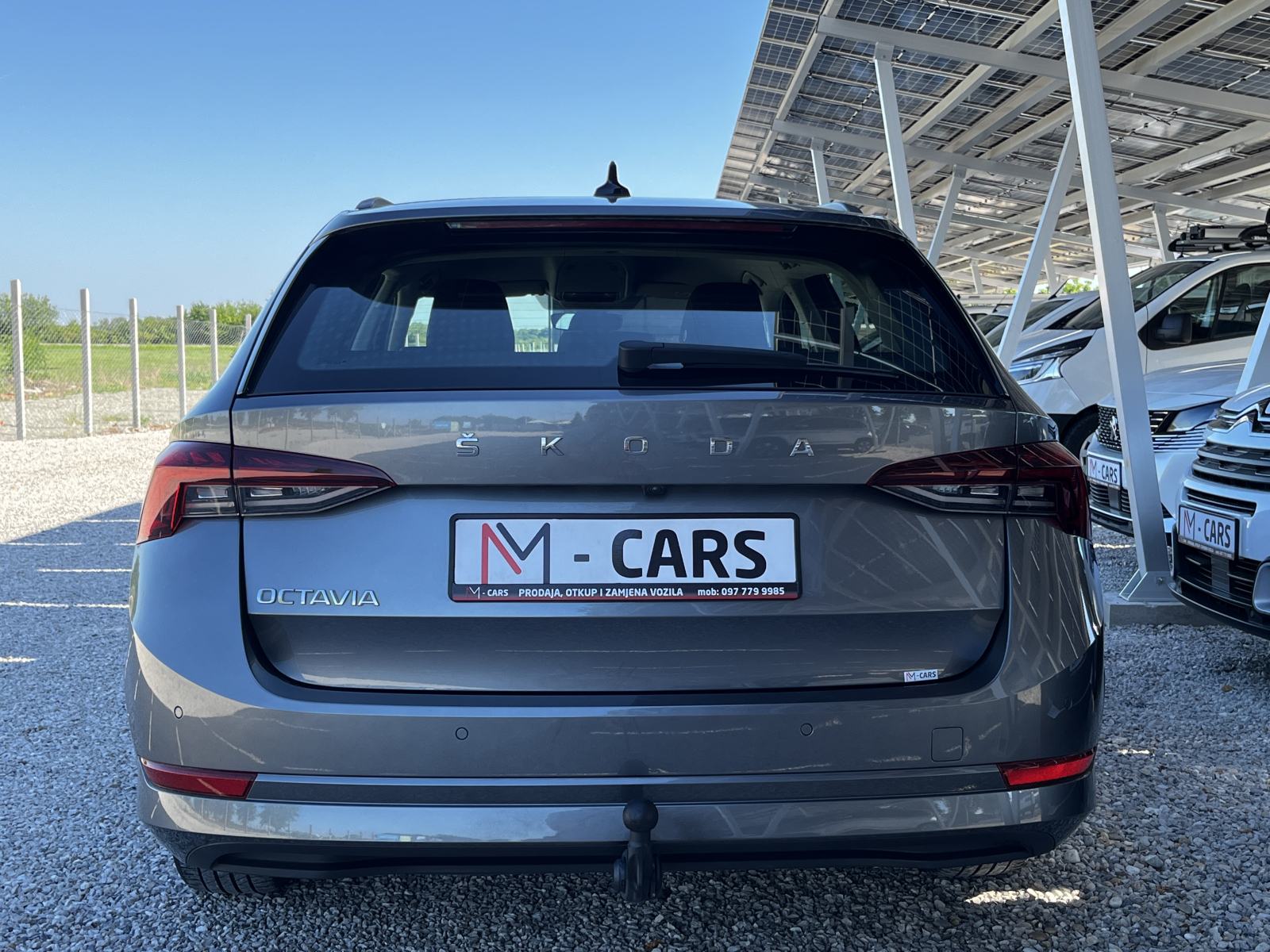 Škoda Octavia Combi 2,0 TDI AMBITION, LEASING BEZ UČEŠĆA I BEZ JAMCA, fotografija 8