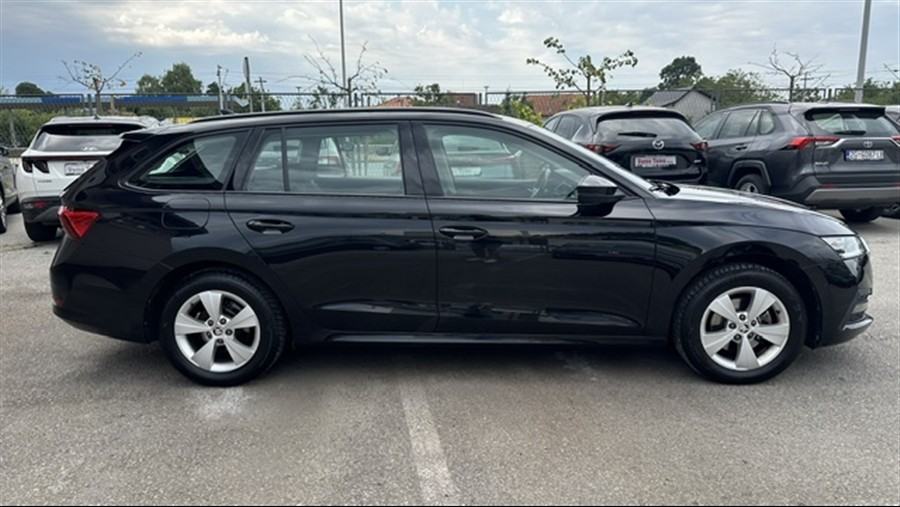 Škoda Octavia Combi 2.0 TDI DSG, 150KS, Executive, Virtual, U PDV-u., fotografija 4