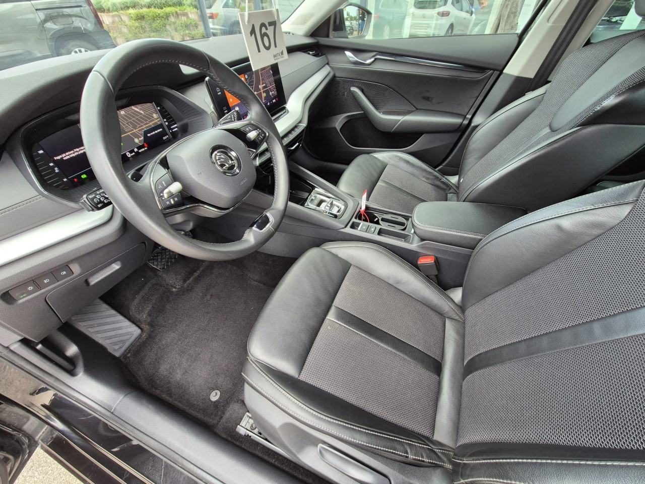 Škoda Octavia Combi 2,0 TDI DSG ALU NAVI FULL LED AMBI.LIGHT*, fotografija 9
