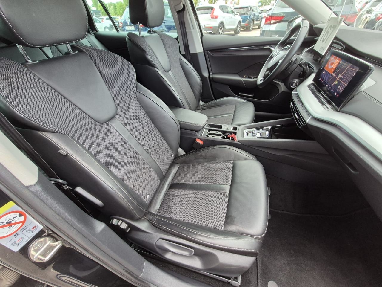 Škoda Octavia Combi 2,0 TDI DSG ALU NAVI FULL LED AMBI.LIGHT*, fotografija 11