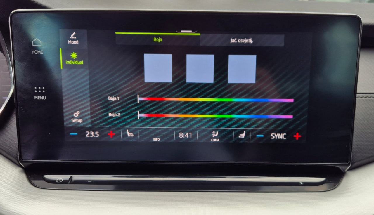 Škoda Octavia Combi 2,0 TDI DSG ALU NAVI FULL LED AMBI.LIGHT*, fotografija 15