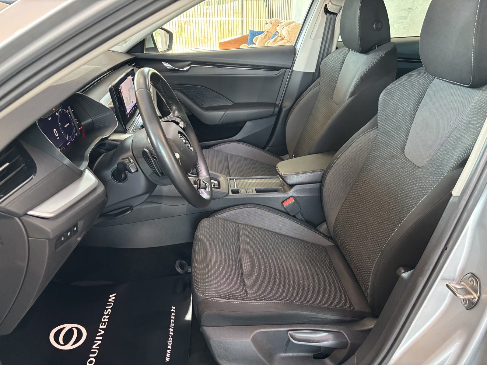 Škoda Octavia Combi 2.0 TDI DSG Ambition, fotografija 10