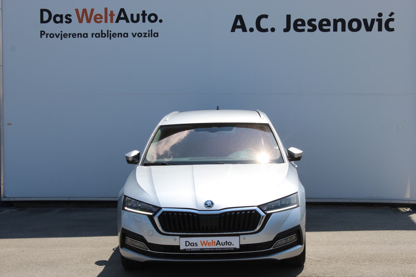 Škoda Octavia Combi 2,0 TDI DSG Ambition, fotografija 2