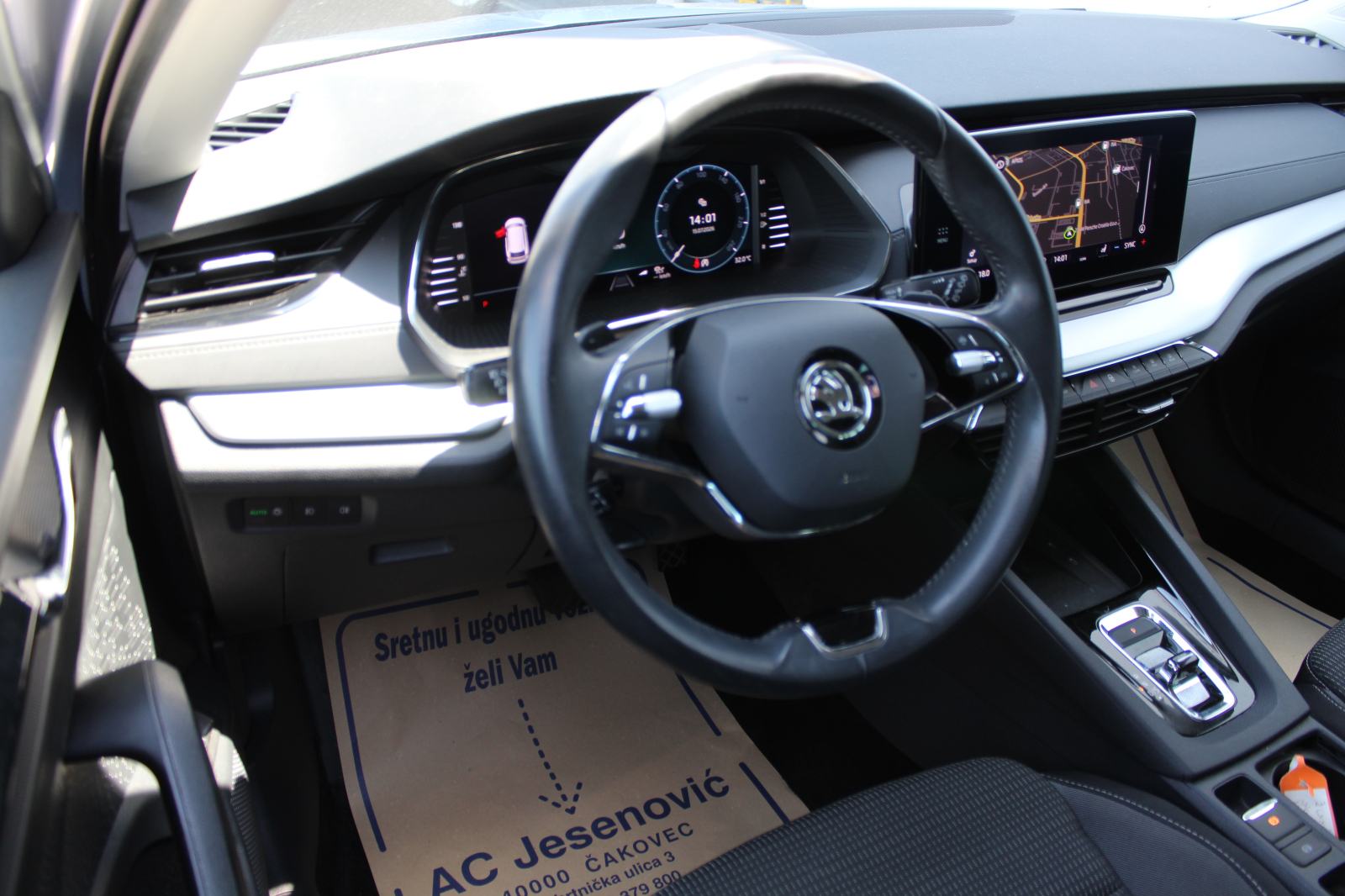 Škoda Octavia Combi 2,0 TDI DSG Ambition, fotografija 9